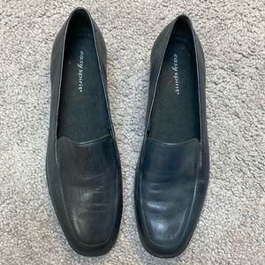 Easy spirit navy leather loafers